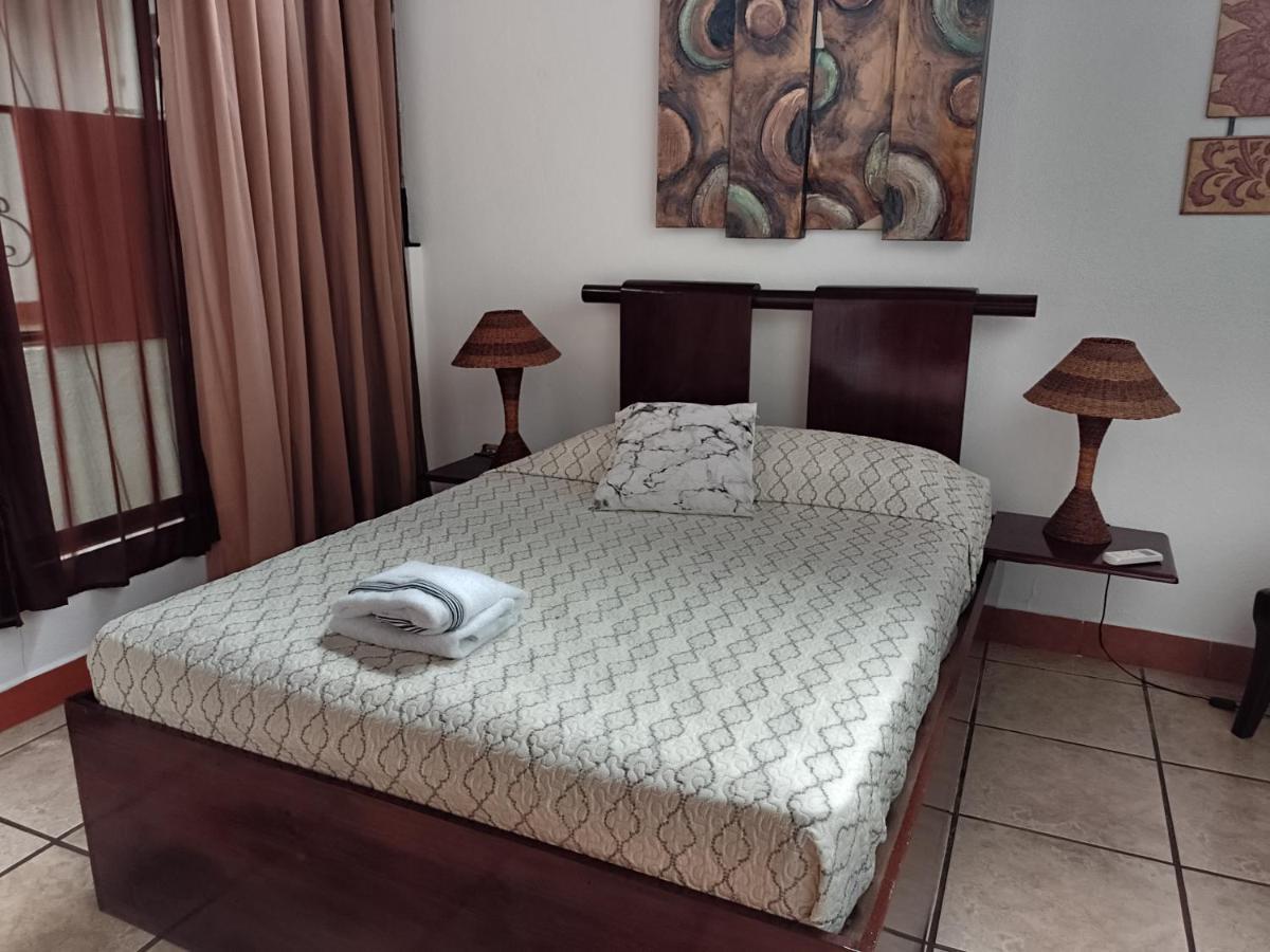 Natural Pacific Suites Manuel Antonio Extérieur photo